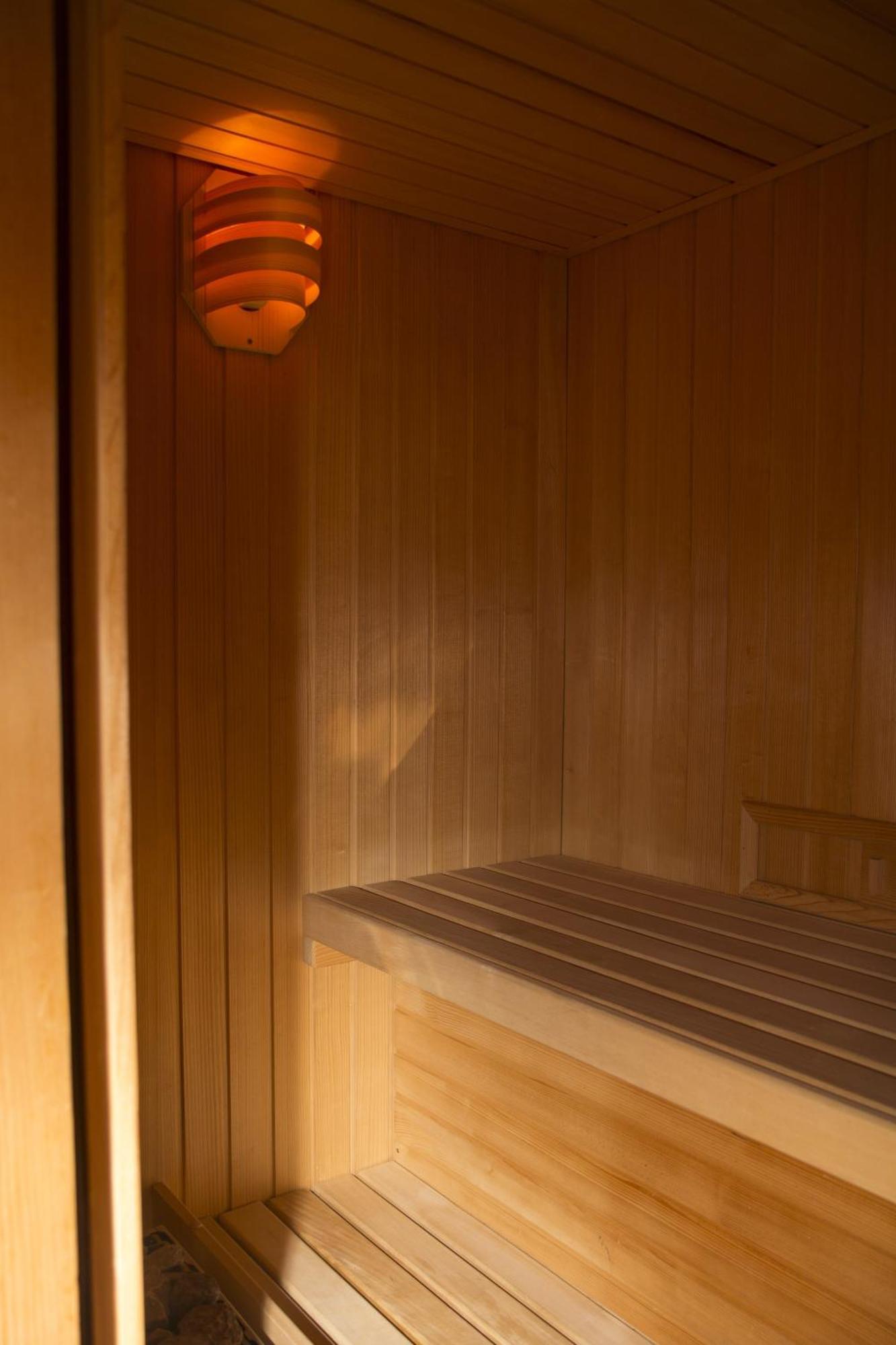 Pavi Apts Ljubljana - Private Rooftop Swimming Pool 객실 사진