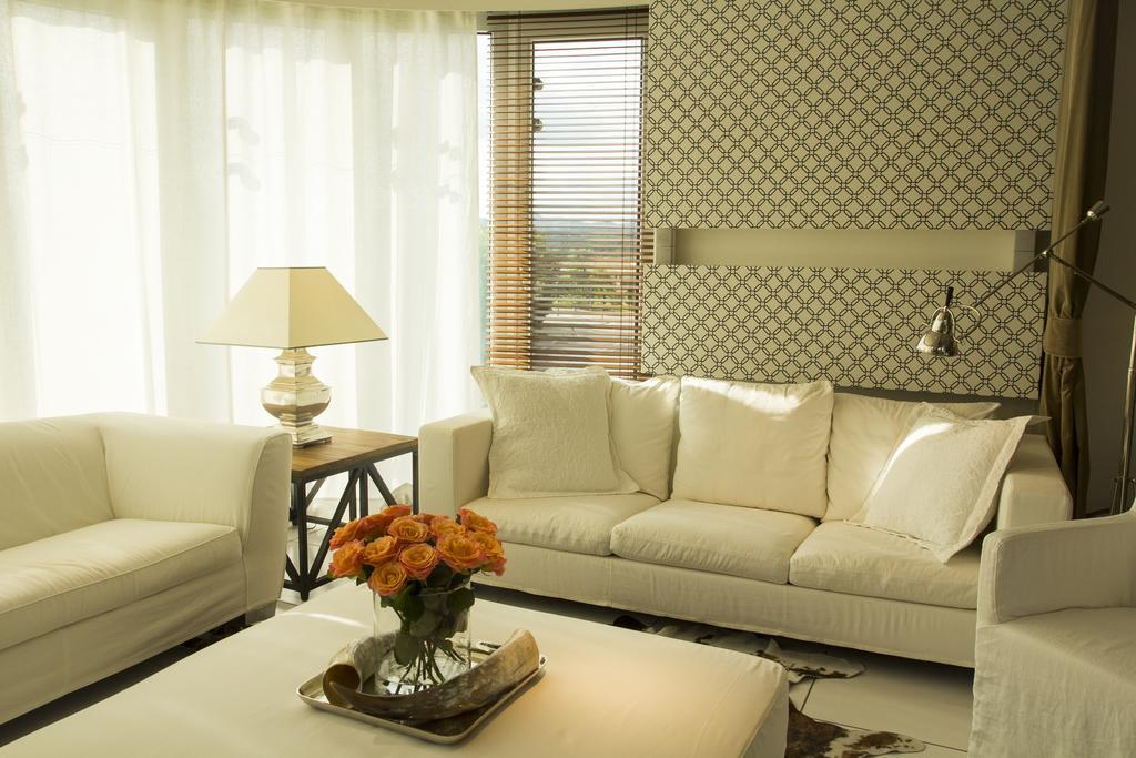 Pavi Apts Ljubljana - Private Rooftop Swimming Pool 객실 사진